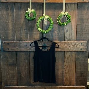 Chicos travelers tank, black size 2 (like a large)